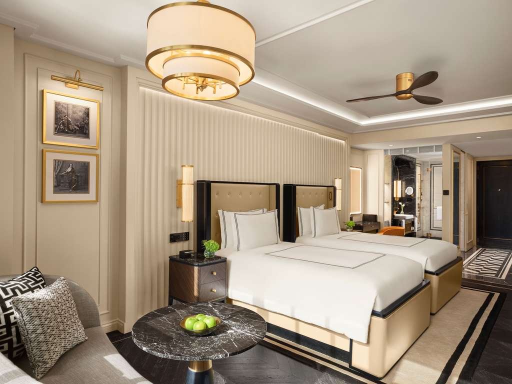 Fairmont Hotel Mumbai escorts