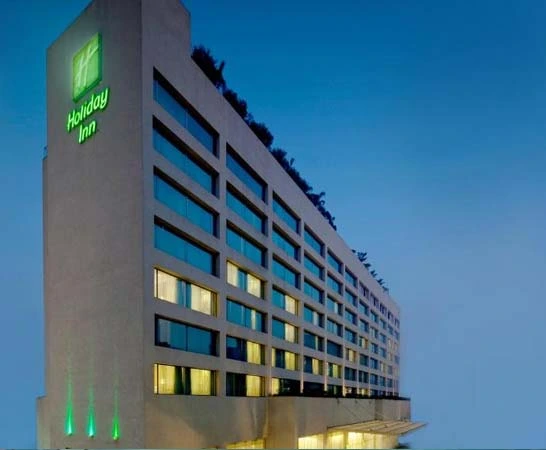 Holiday Inn Hotel Mumbai Escorts