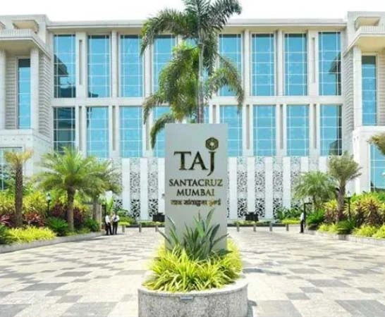 Taj Santacruz Hotem mumbai escorts